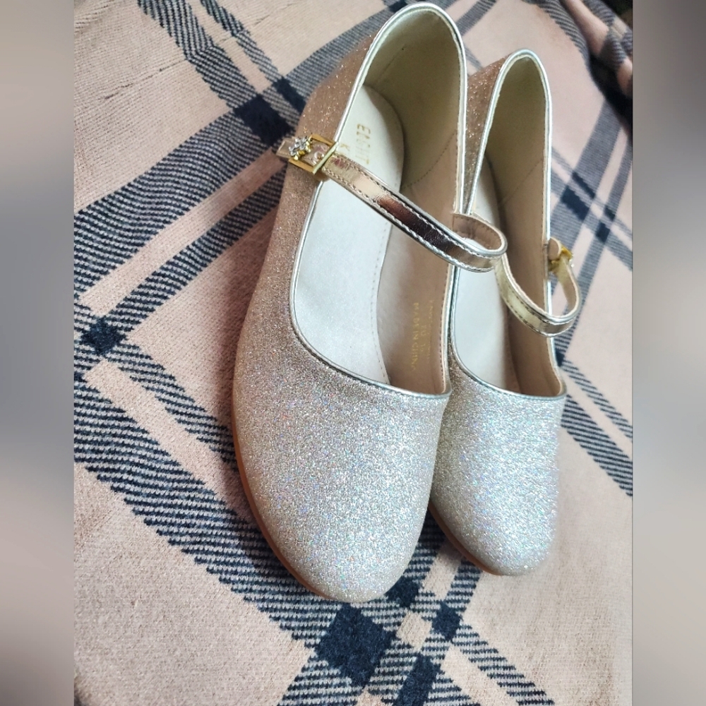 Minerva kids dance shoes size 36 (us size 8)